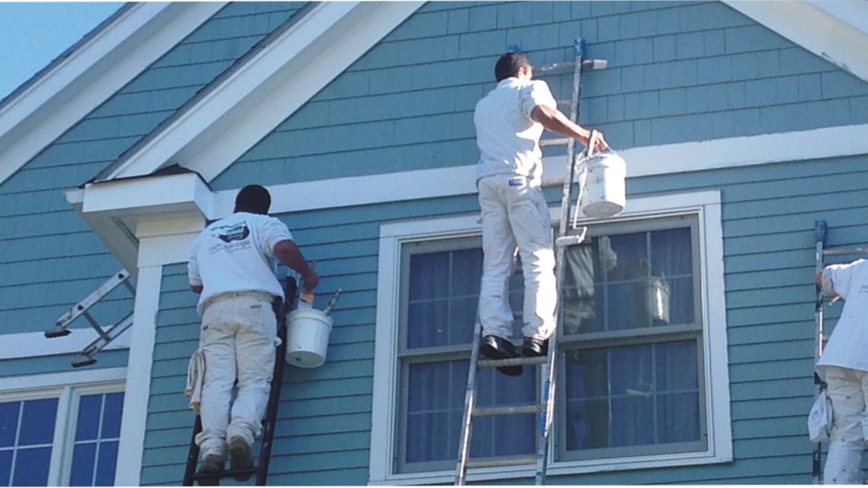 Why Should One Hire Professional Painters in Melbourne?